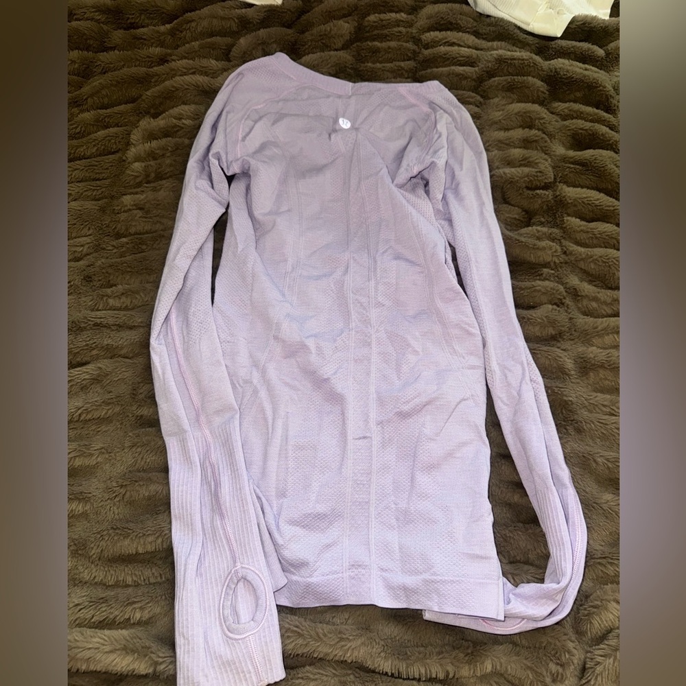Lululemon Lilac Swiftly Tech Long Sleeve Size 2